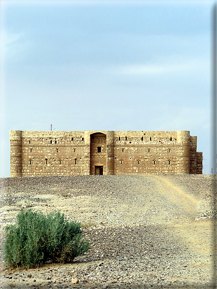 foto Castello di Qasr Al-Kharana